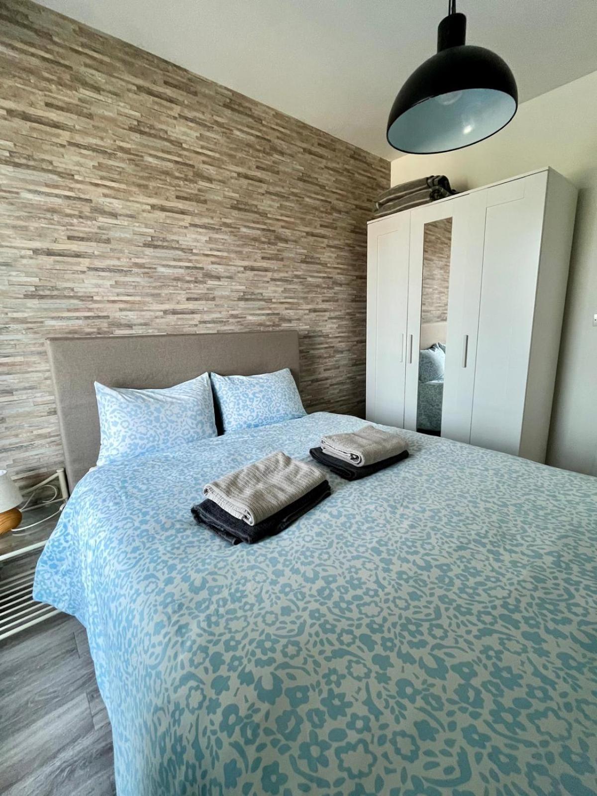 Appartement vue mer et marina, Loggia - Parking Courseulles-sur-Mer Buitenkant foto