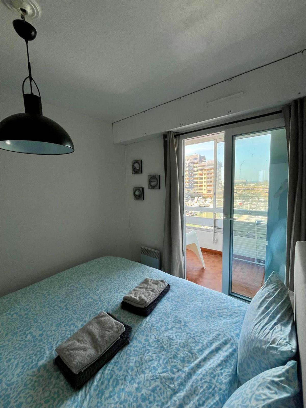 Appartement vue mer et marina, Loggia - Parking Courseulles-sur-Mer Buitenkant foto