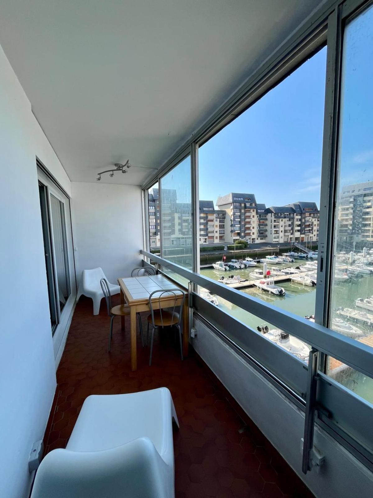 Appartement vue mer et marina, Loggia - Parking Courseulles-sur-Mer Buitenkant foto